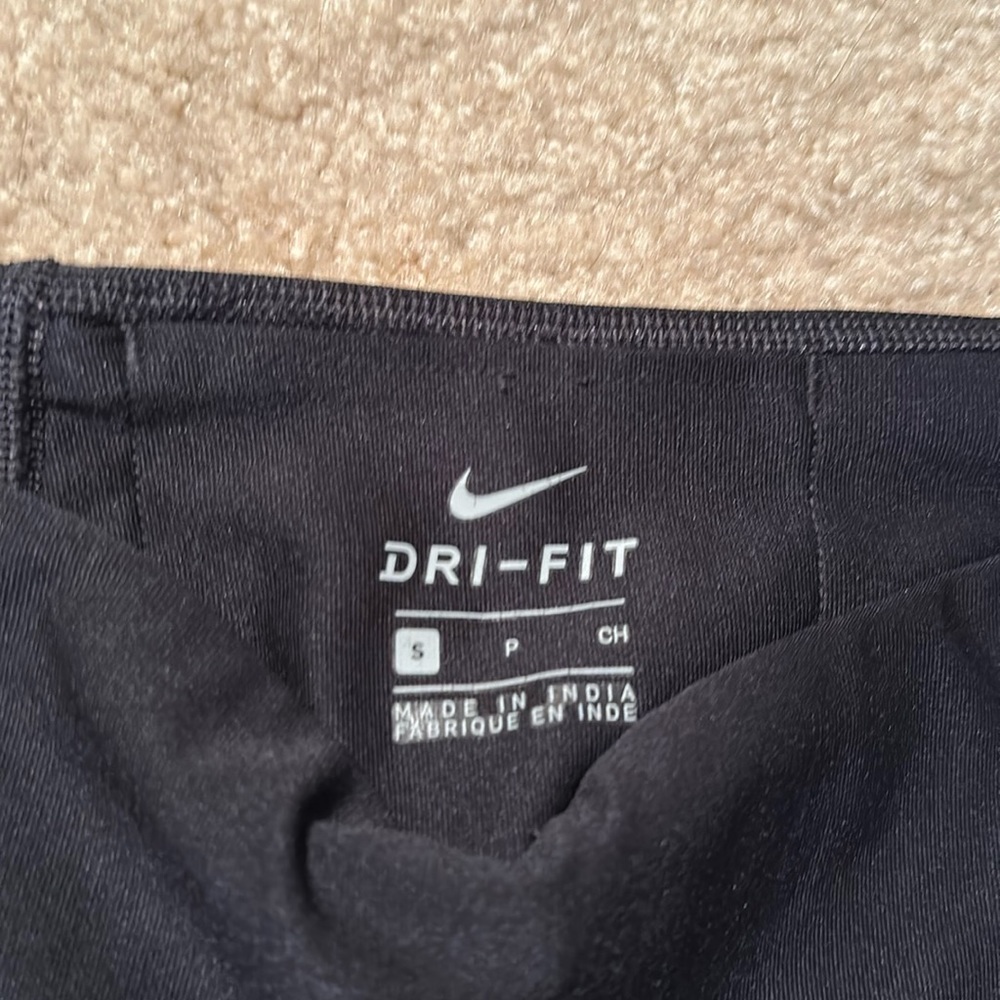 Nike Women’s Black Sport Leggings